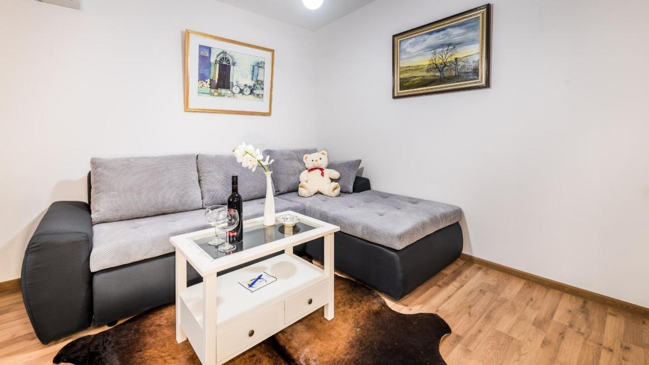 Apartment Krajinovic Загреб Екстериор снимка